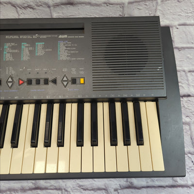 Yamaha PSR300 61-Key Electronic Keyboard