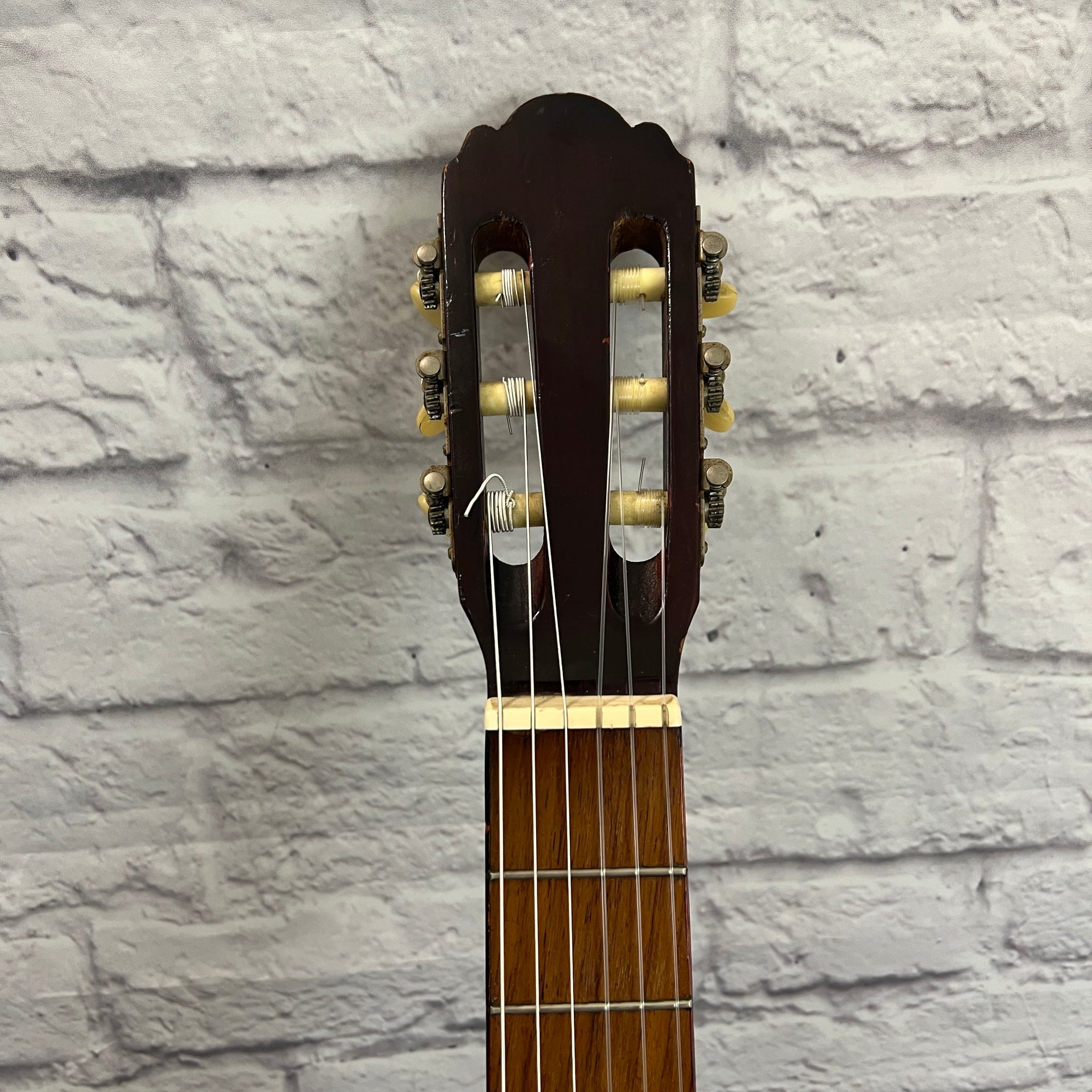 Unknown Classical Acoustic Guitar