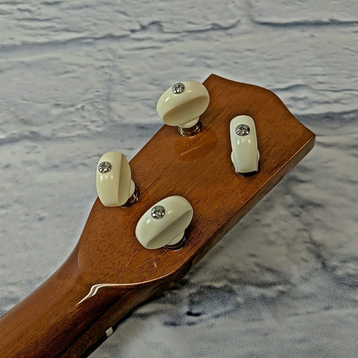 Pono MSSD Gloss Finish Soprano Ukulele