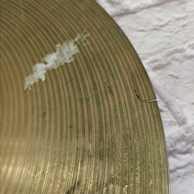 Paiste 18 Signature Fast Crash Cymbal Edge Crack