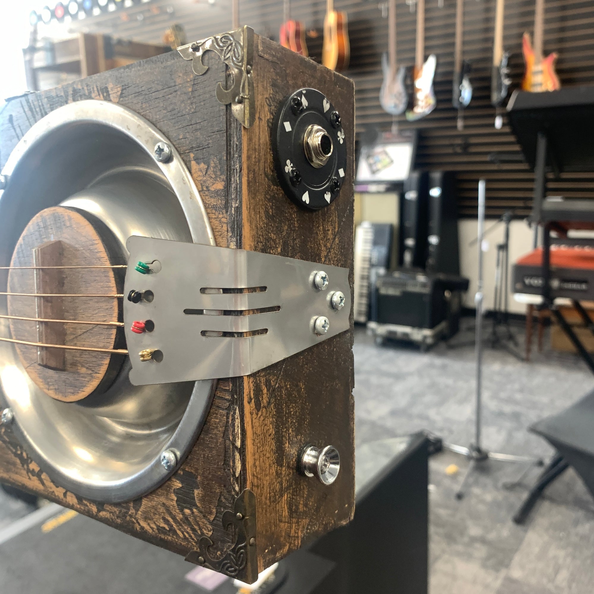 Scrapgrinder Cigarbox Guitar