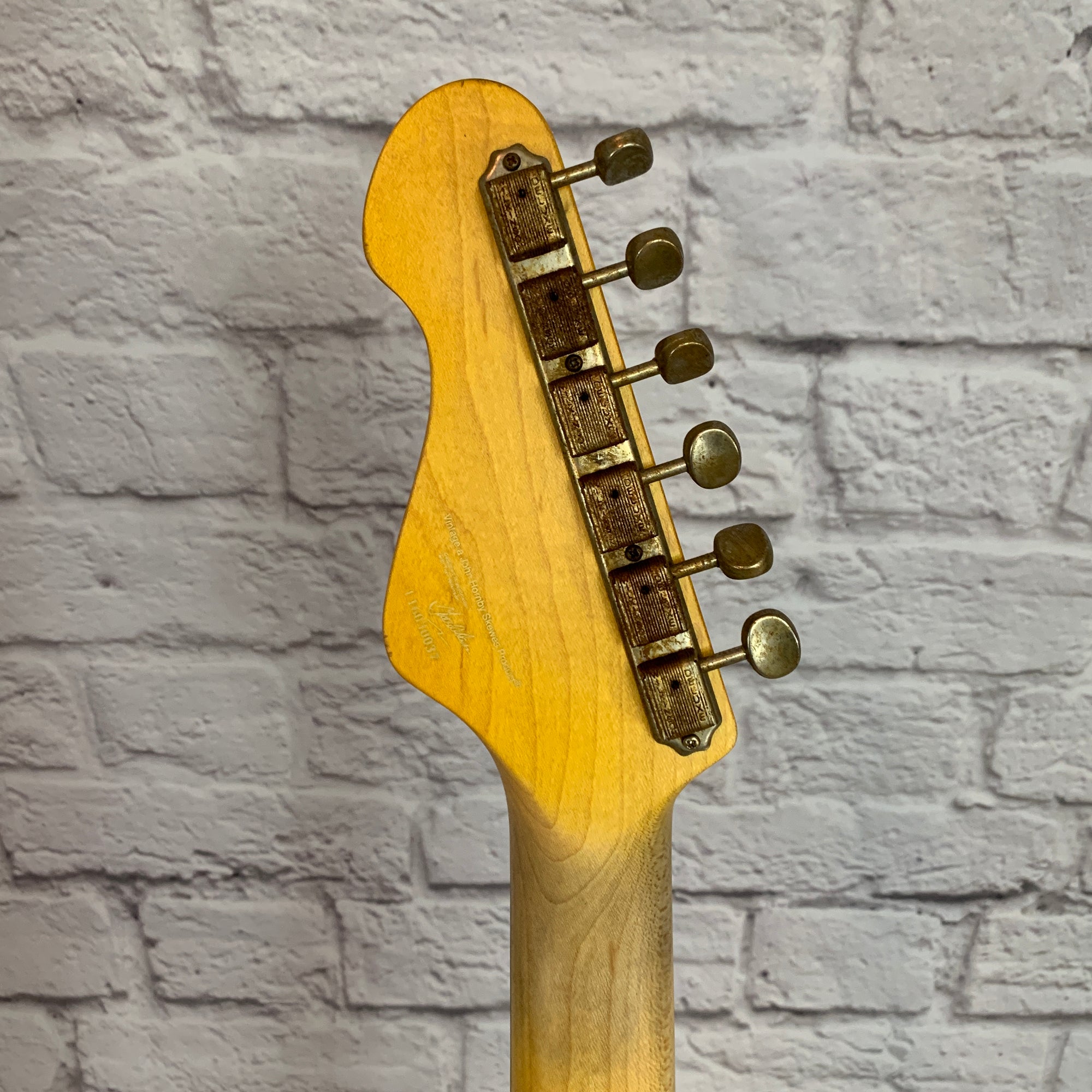 Vintage Icon V62MRAB Distressed Blonde