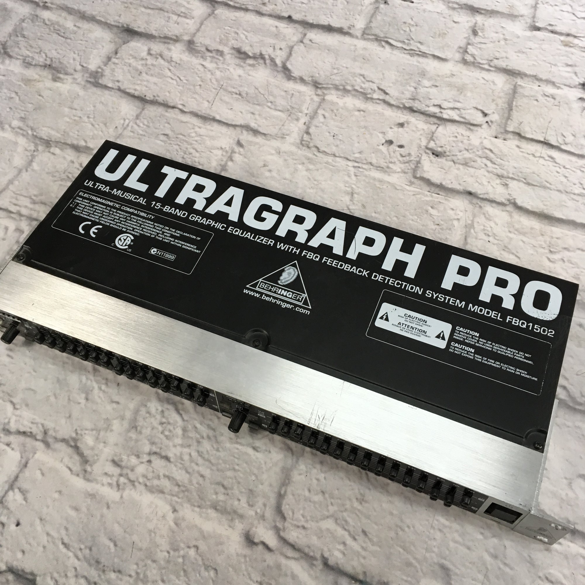 Behringer Ultragraph FBQ1502 Equalizer