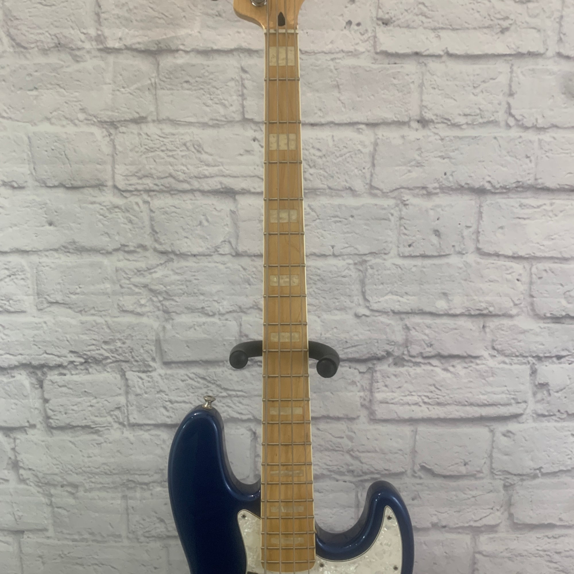 4 String J Jazz Bass Guitar - Blue Sparkle w/ USA Fender Case