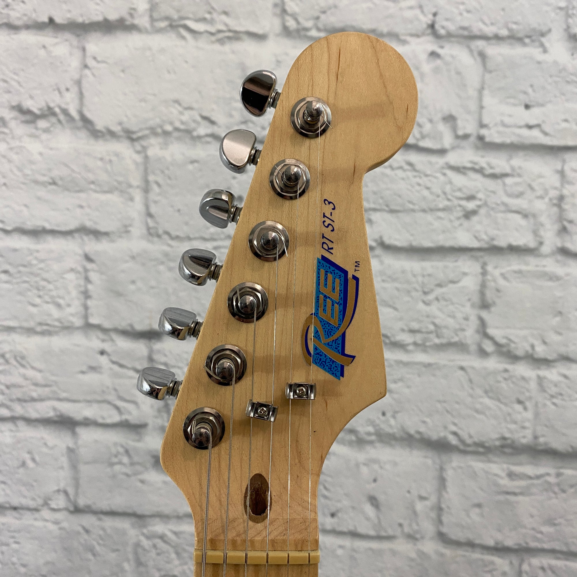 R&R Custom RT-ST-3 Strat-Style Electric Guitar