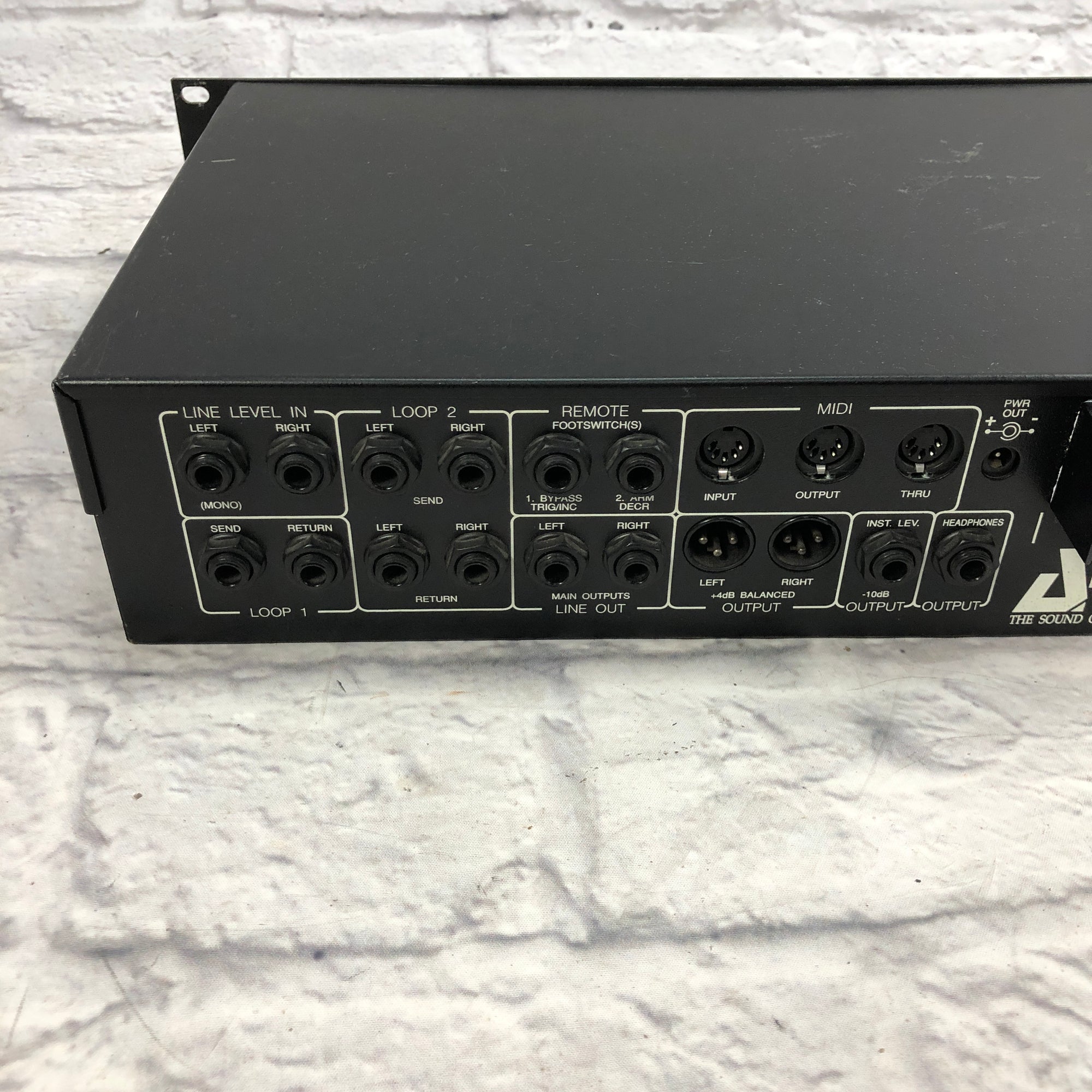 ART SGX 2000 Tri-Channel Digital Effects Tube Pre-Amp Rack Mount System