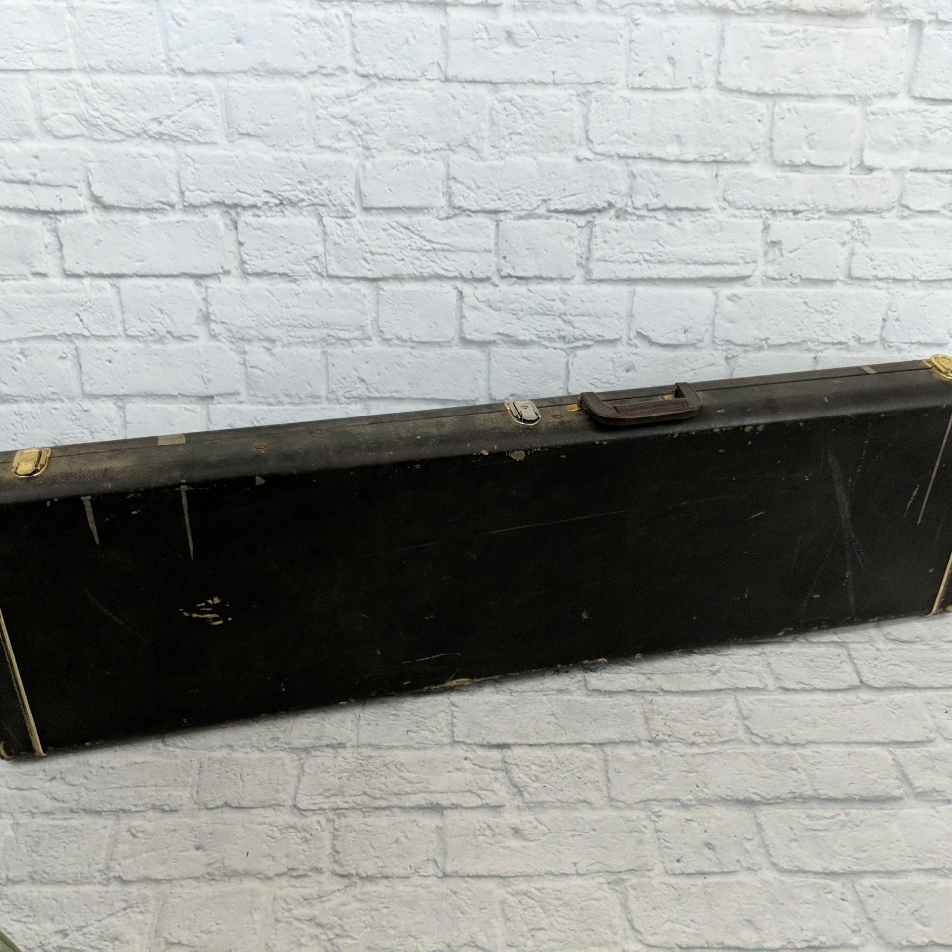 Vintage Guild Hardshell Bass Case