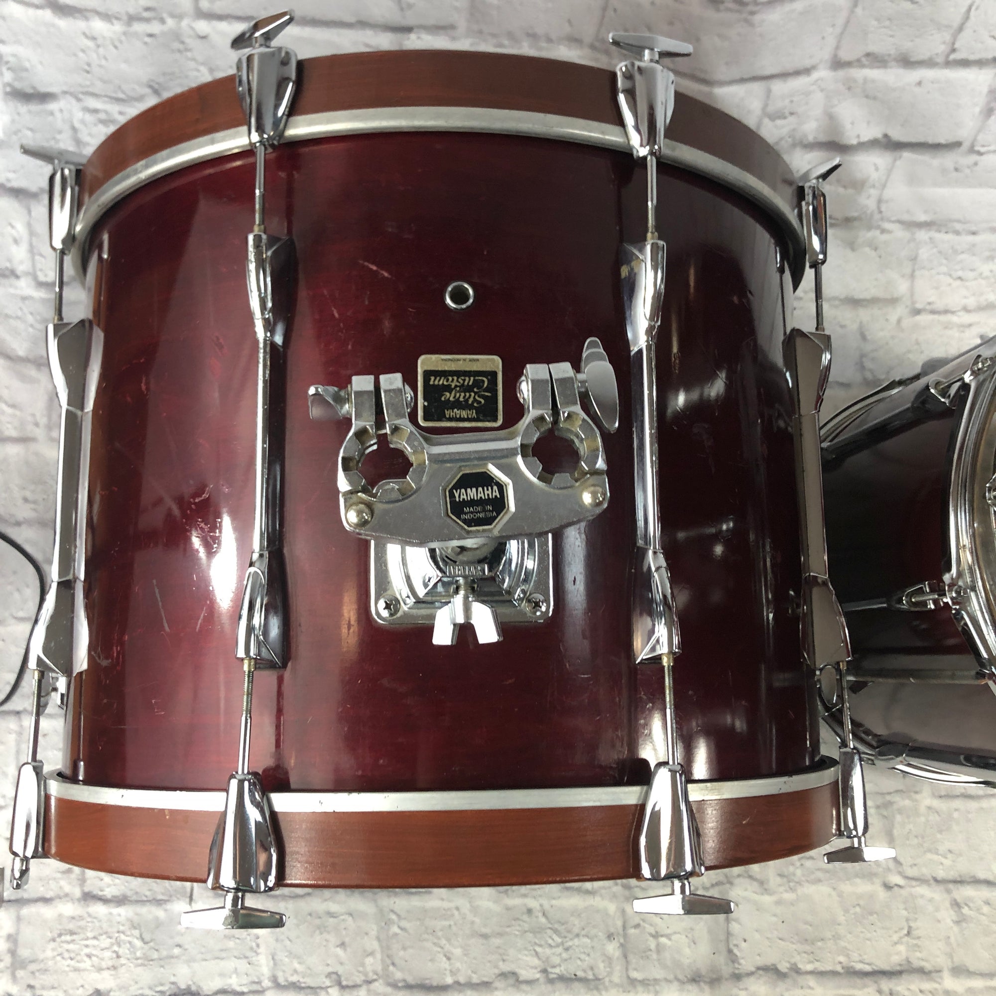 Yamaha Stage Custom  Drum Kit - Cranberry Red