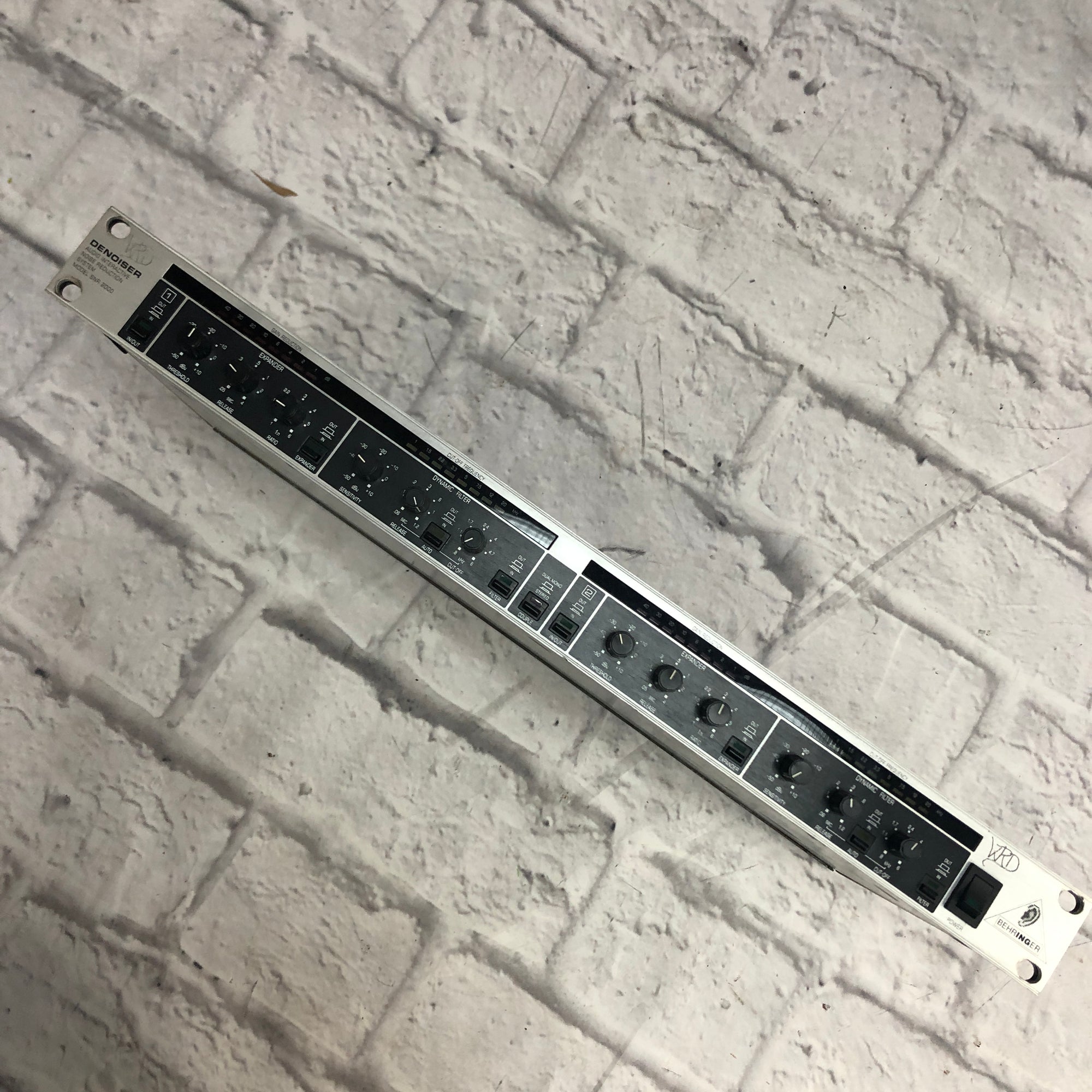 Behringer Denoiser Rack Unit