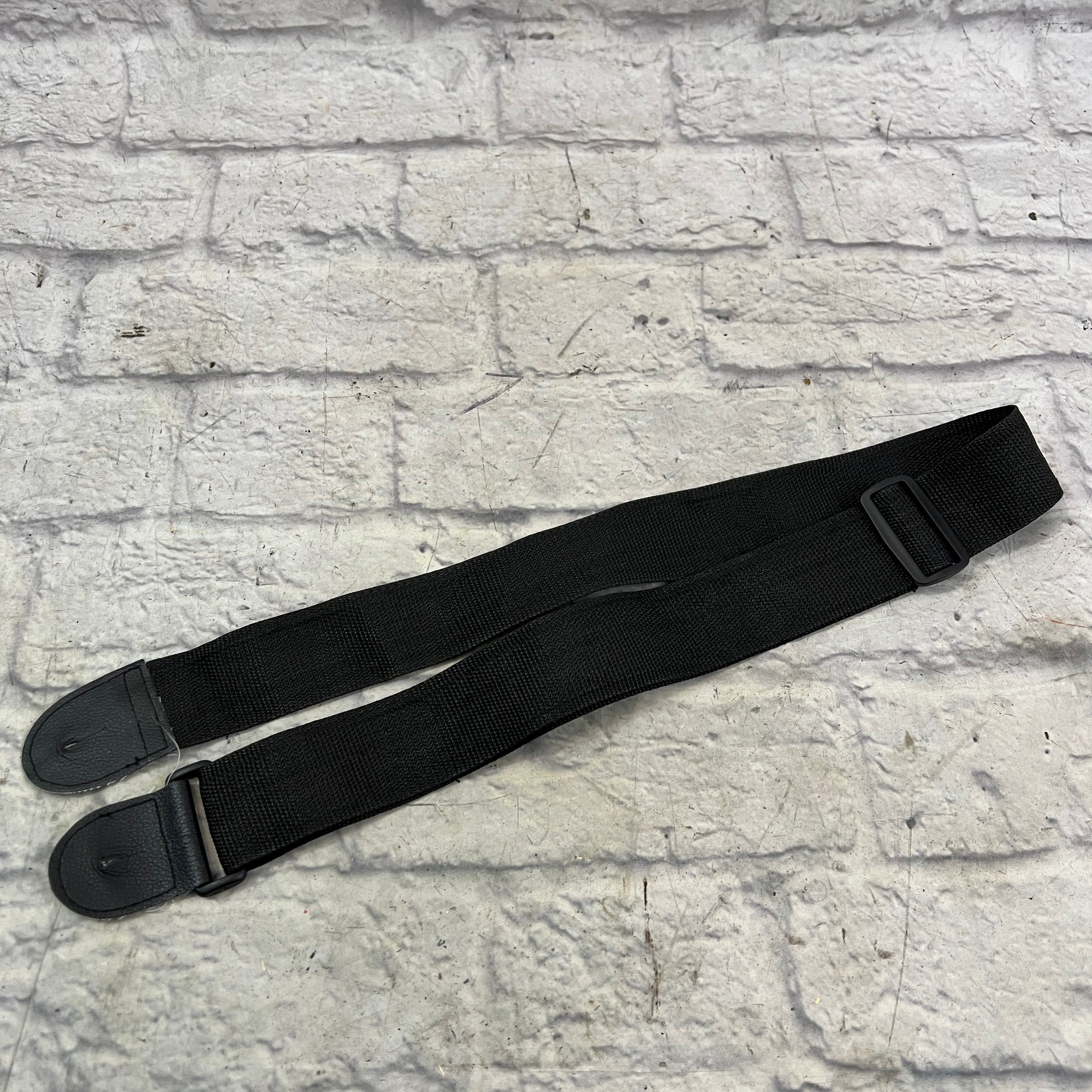 Unknown Black Nylon Guitar Strap