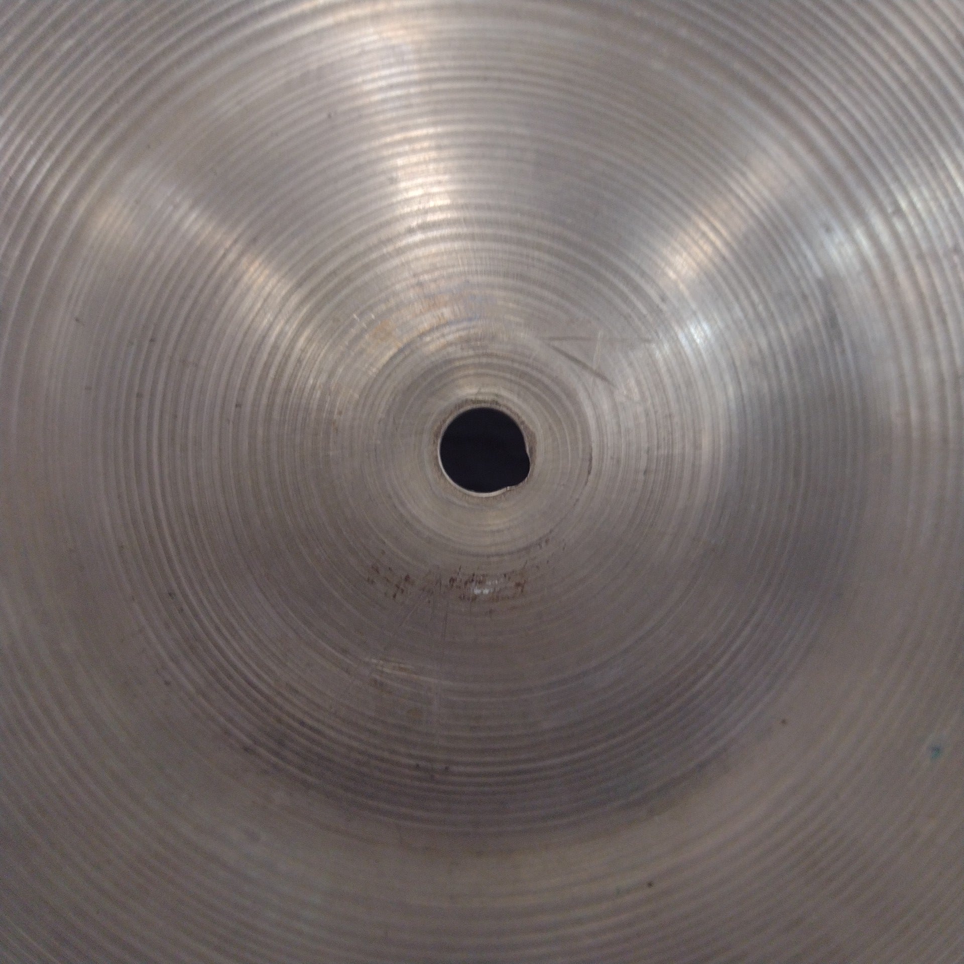 Zildjian Vintage 1960s 22 Avedis Ride Cymbal Keyholed