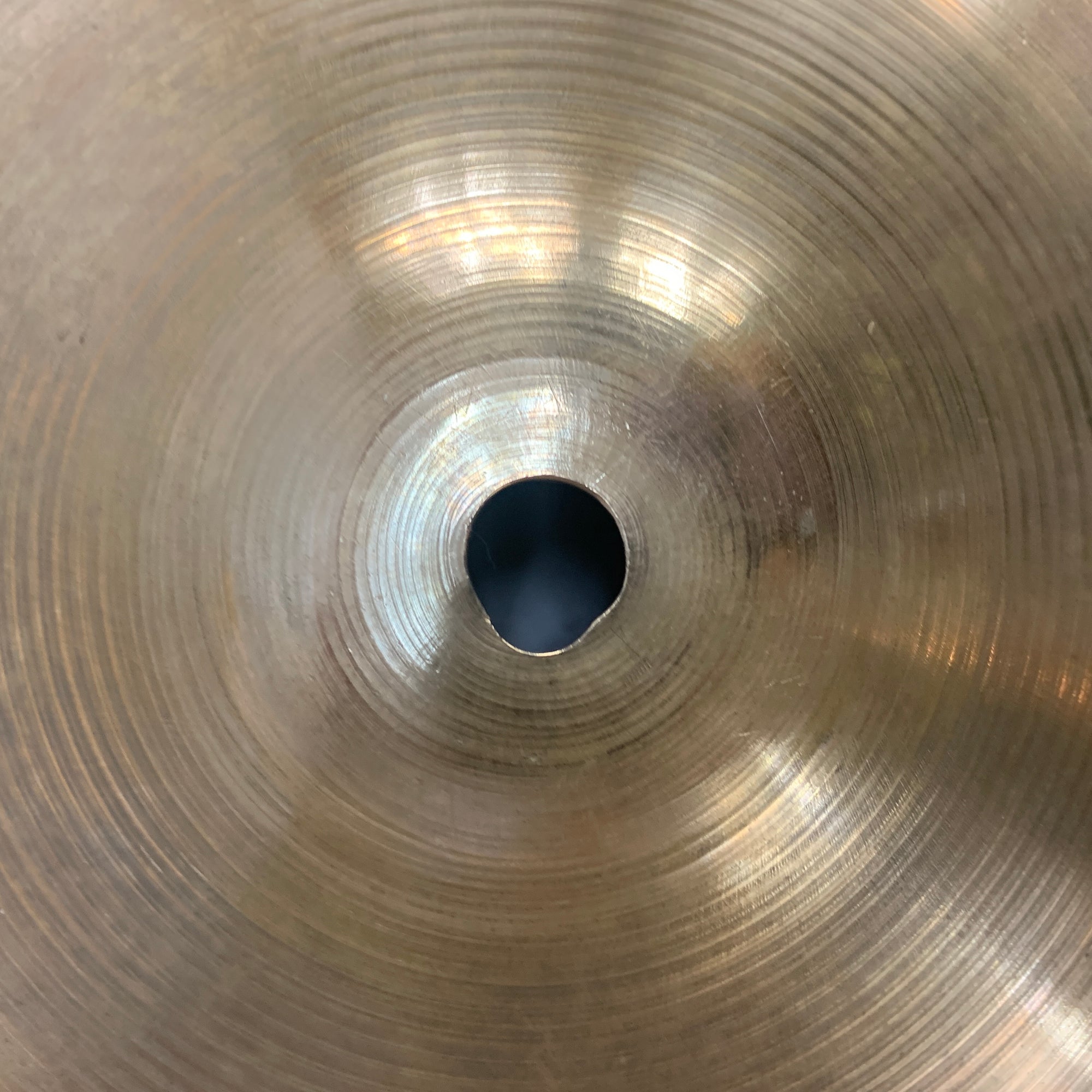 Zildjian Hollow Logo 19 Crash/Ride Keyholed