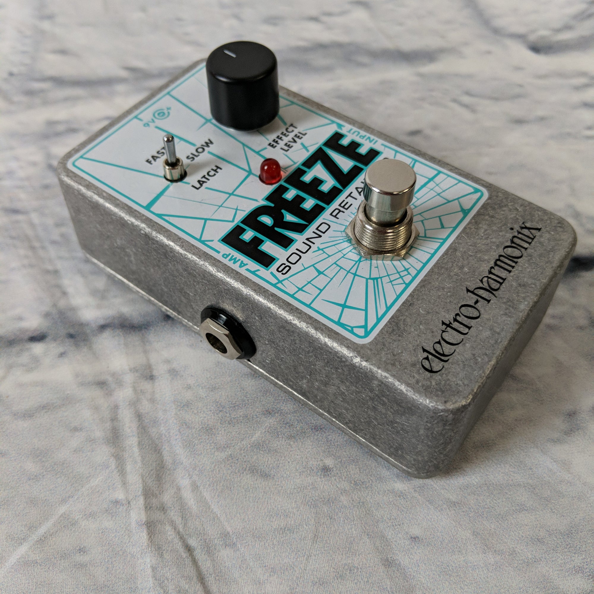 Electro-Harmonix Freeze Sample and Hold Pedal - Evolution Music