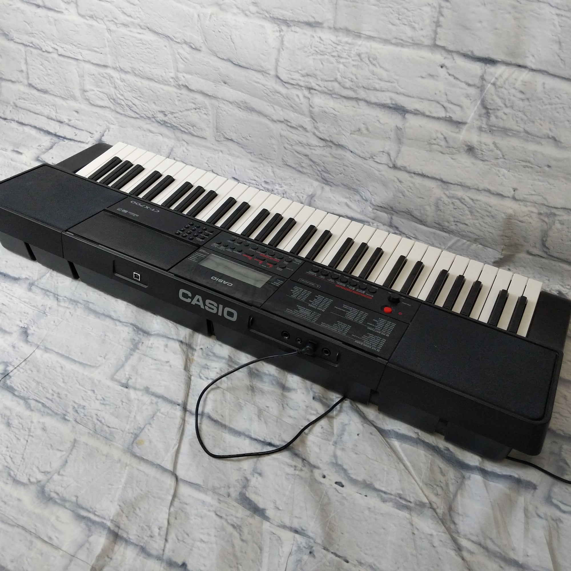 Casio CT-X700 61-Key Keyboard w/AC Power Supply - Evolution Music