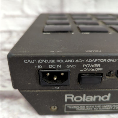 Roland R-5 Human Rhythm Drum Machine For Parts or Repair AS IS