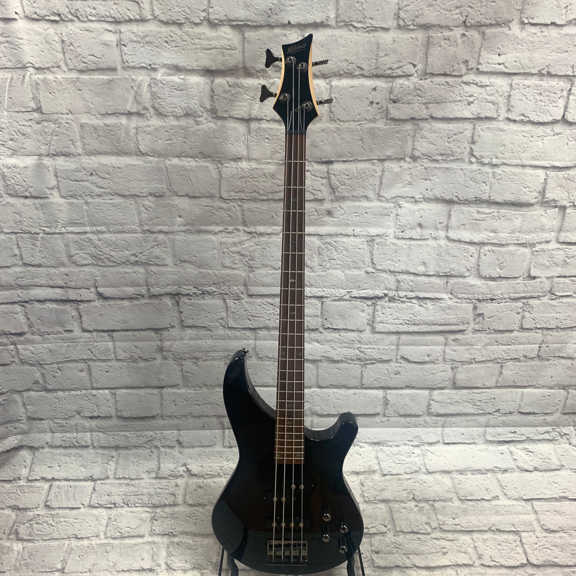 Mitchell MB200BK 4 String Bass