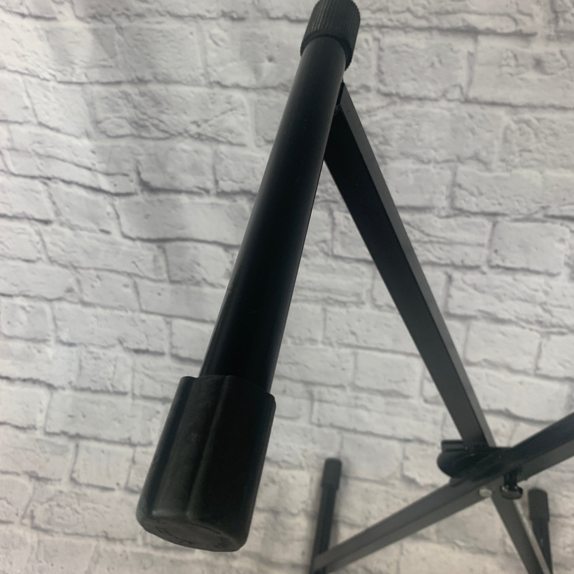 Ultimate Support Keyboard Stand