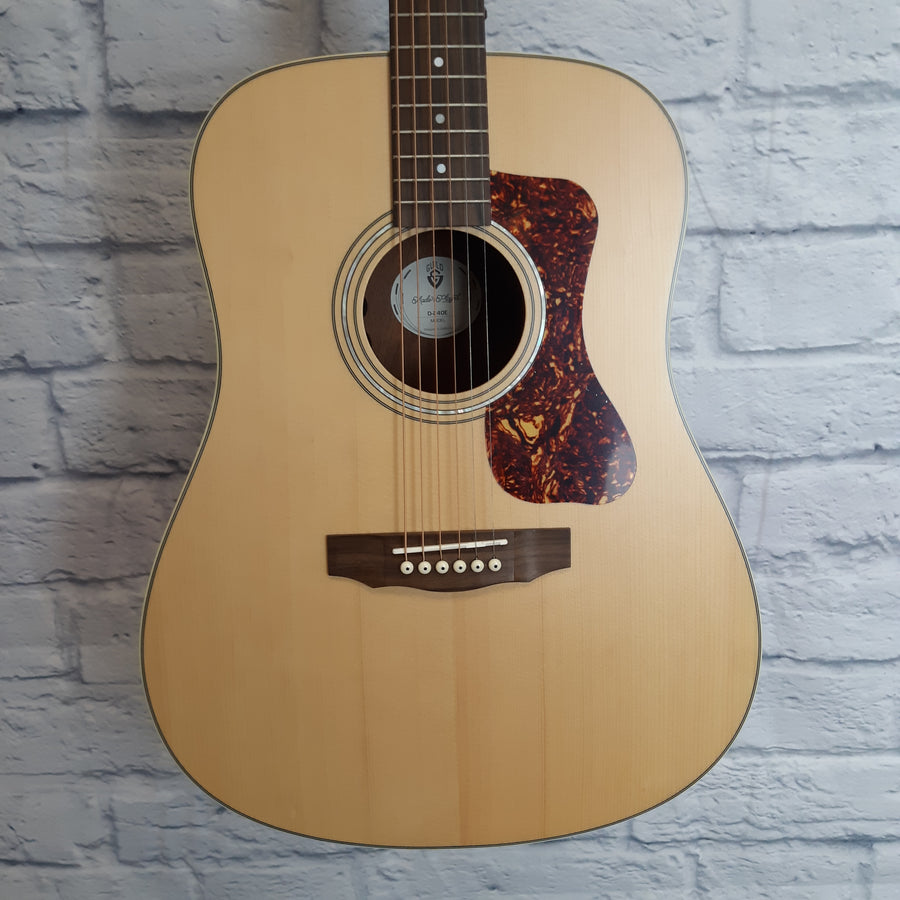 Guild 240-E Acoustic / Electric Guitar - Natural - With Case