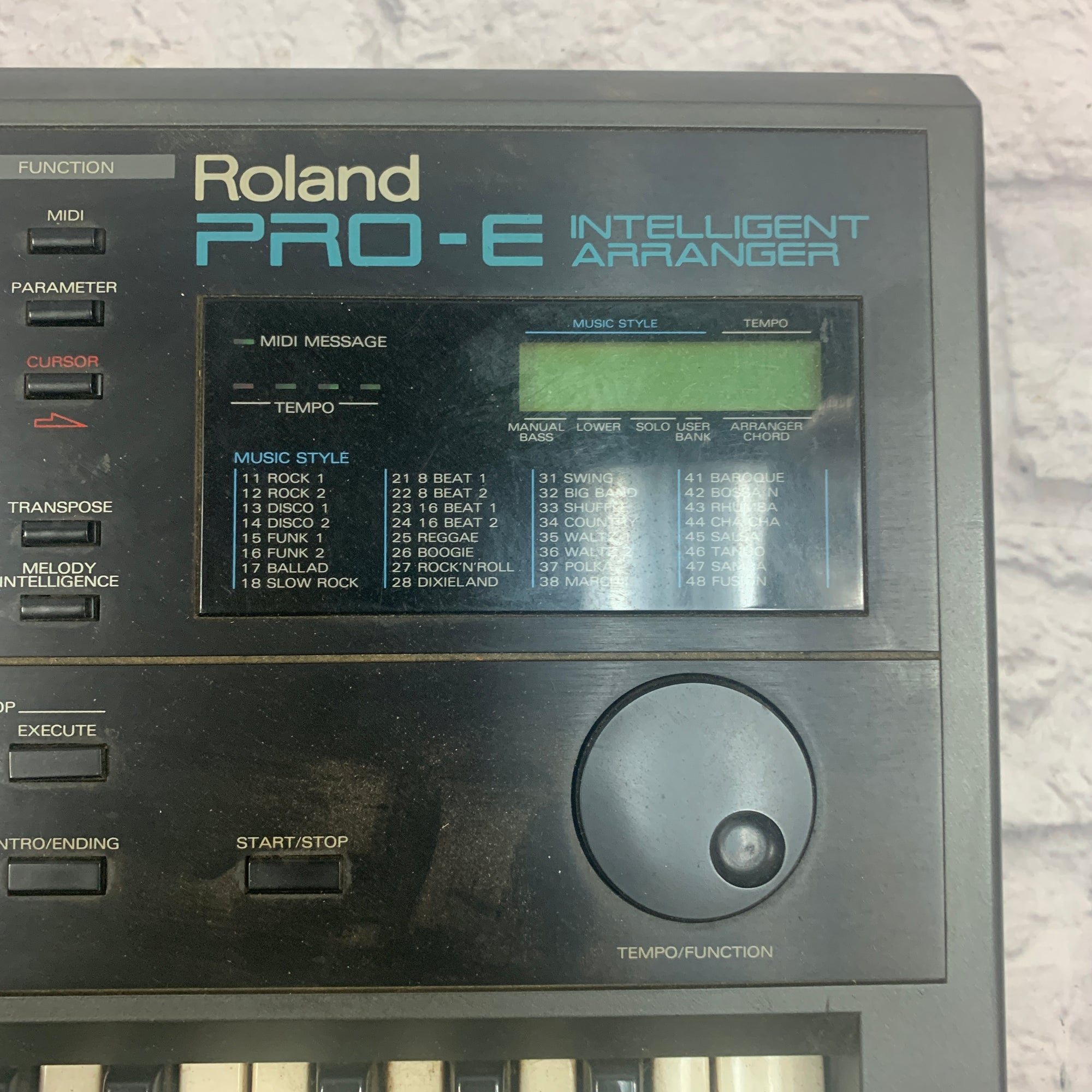 Roland PRO E Arranger (needs battery replaced) As-Is - Evolution Music