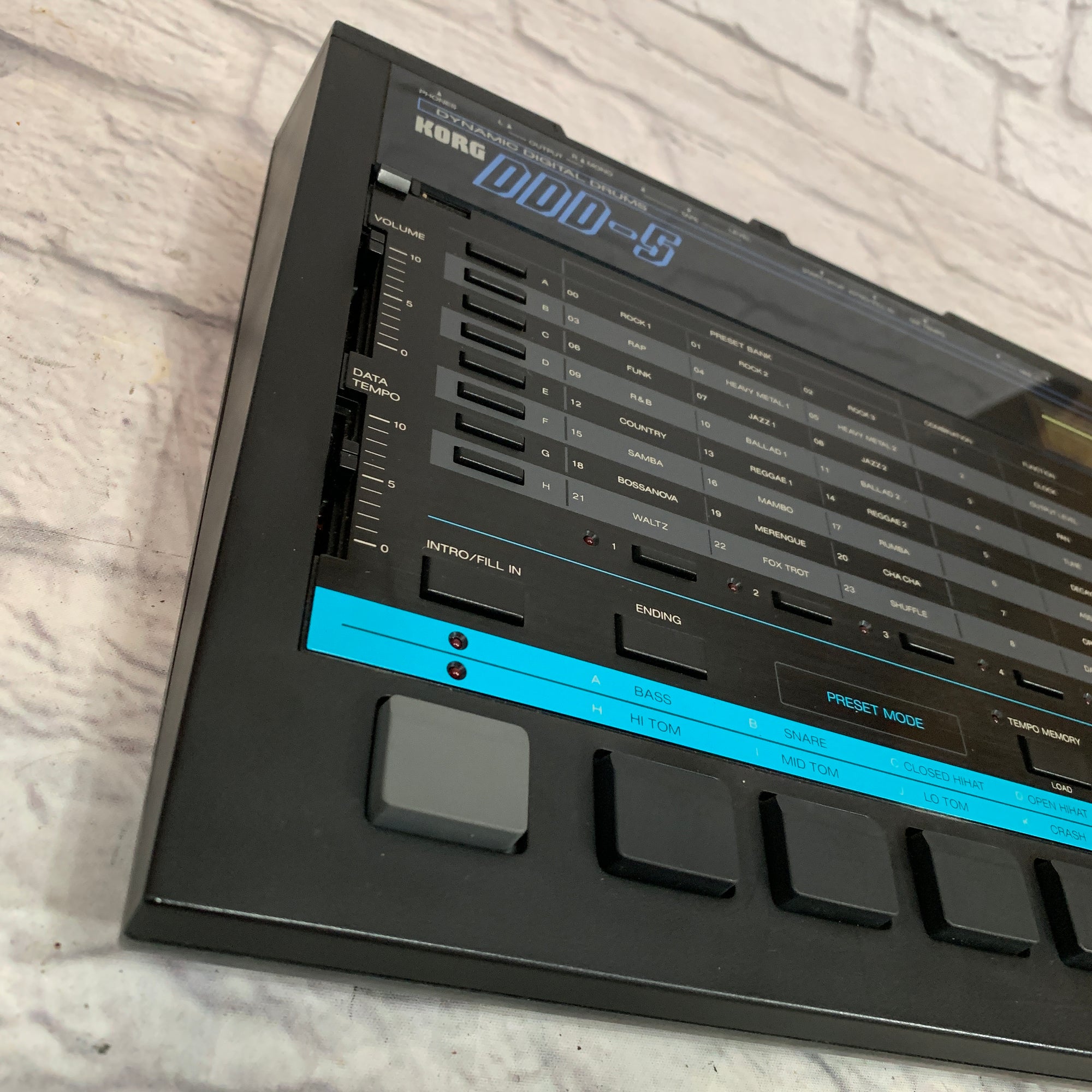 Korg DDD-5 Dynamic Digital Drum Machine - Evolution Music