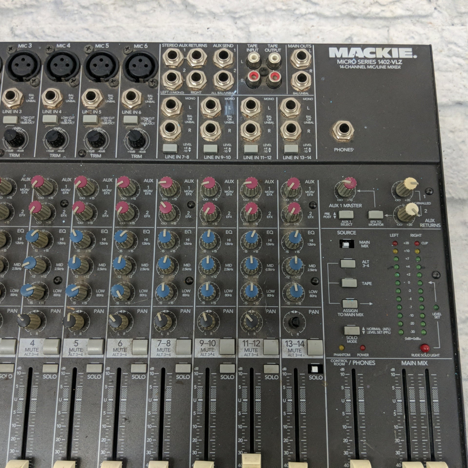 Mackie Micro Series 1402-VLZ - Evolution Music
