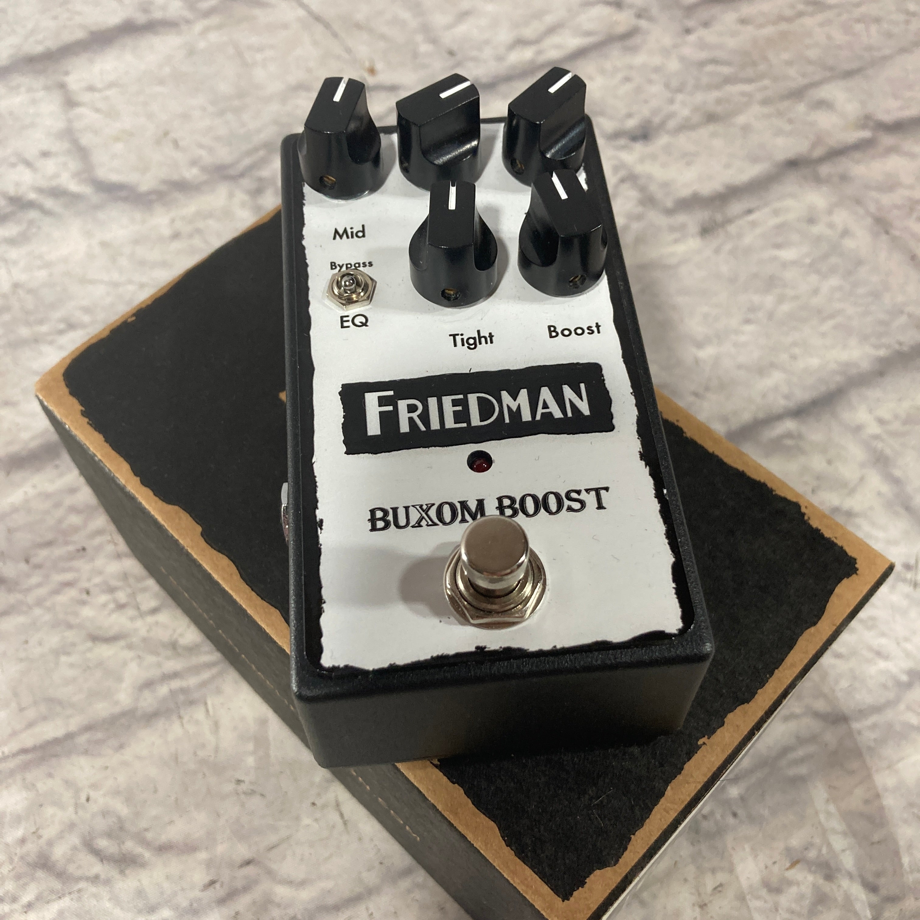 Friedman Buxom Boost pedal - Evolution Music
