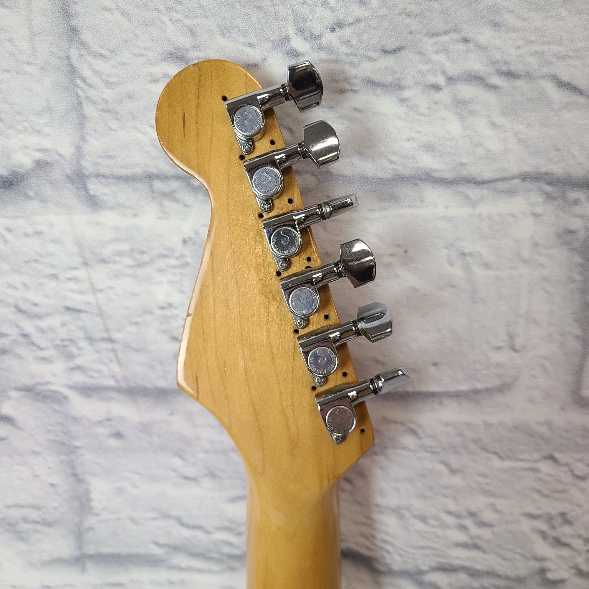 Fender USA Stratocaster Vintage1982 E203224
