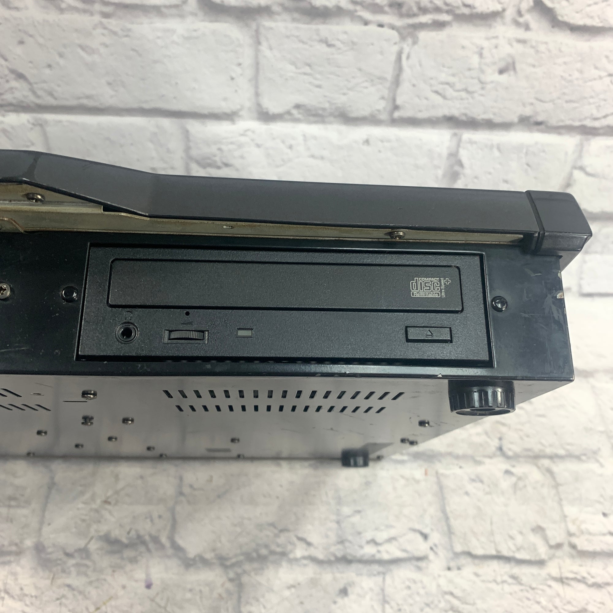 Akai MPC 4000 Music Production Center