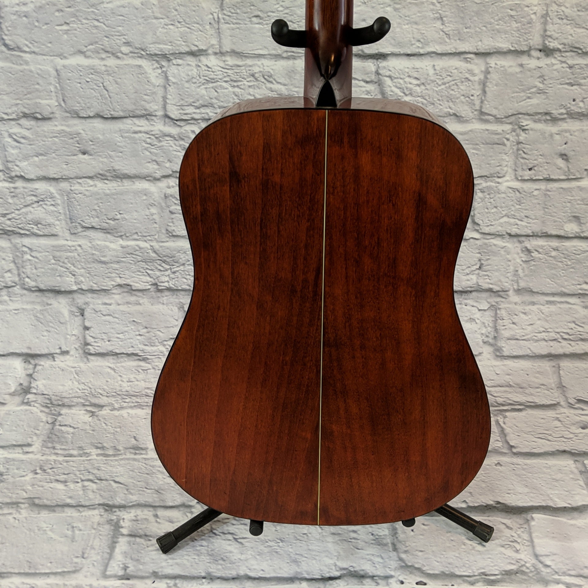 Cort Acoustic Electric Guitar with Fishman Classic 4 Pickup