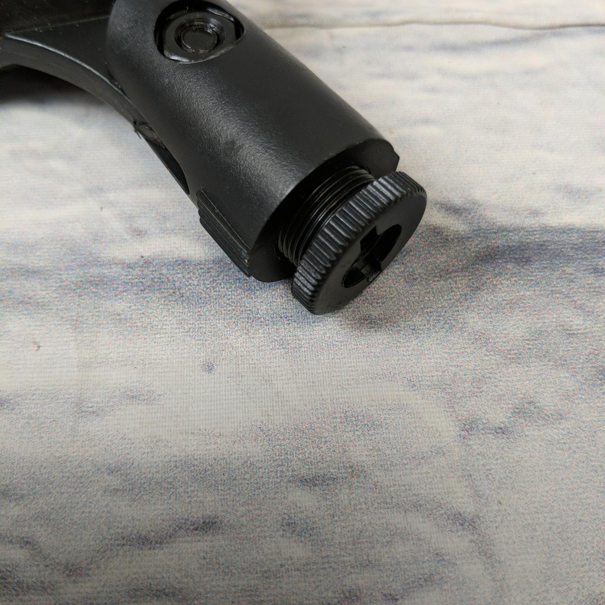 No Name Mic clip