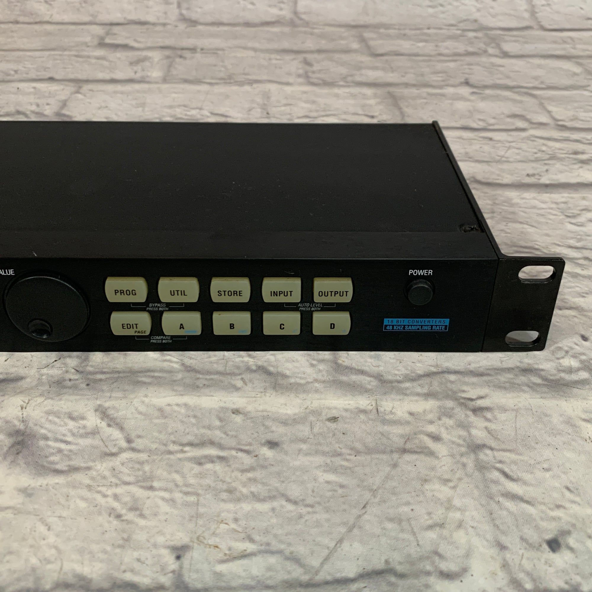 Alesis MidiVerb 4 Effects Processor