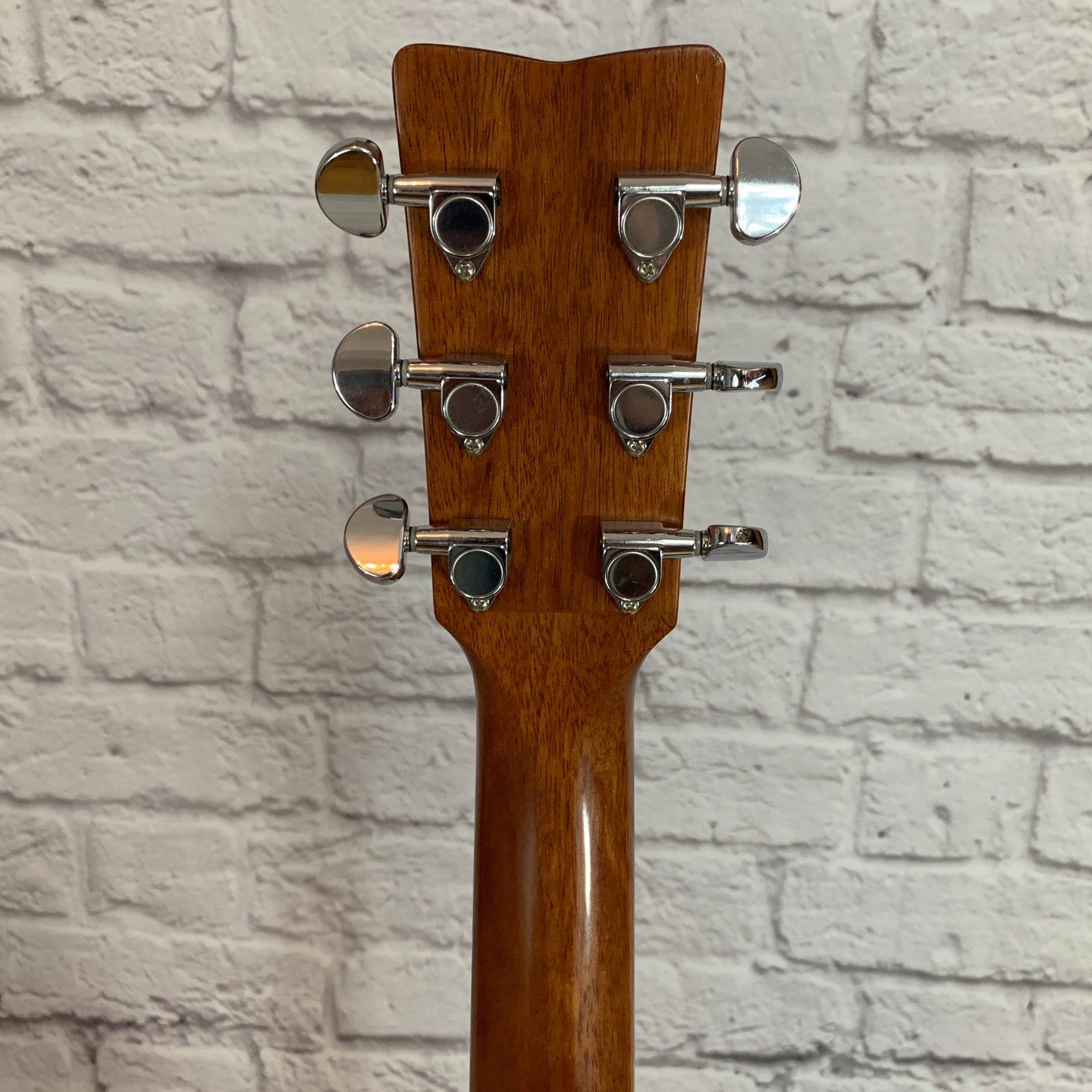 Yamaha FG700S Acoustic Guitar