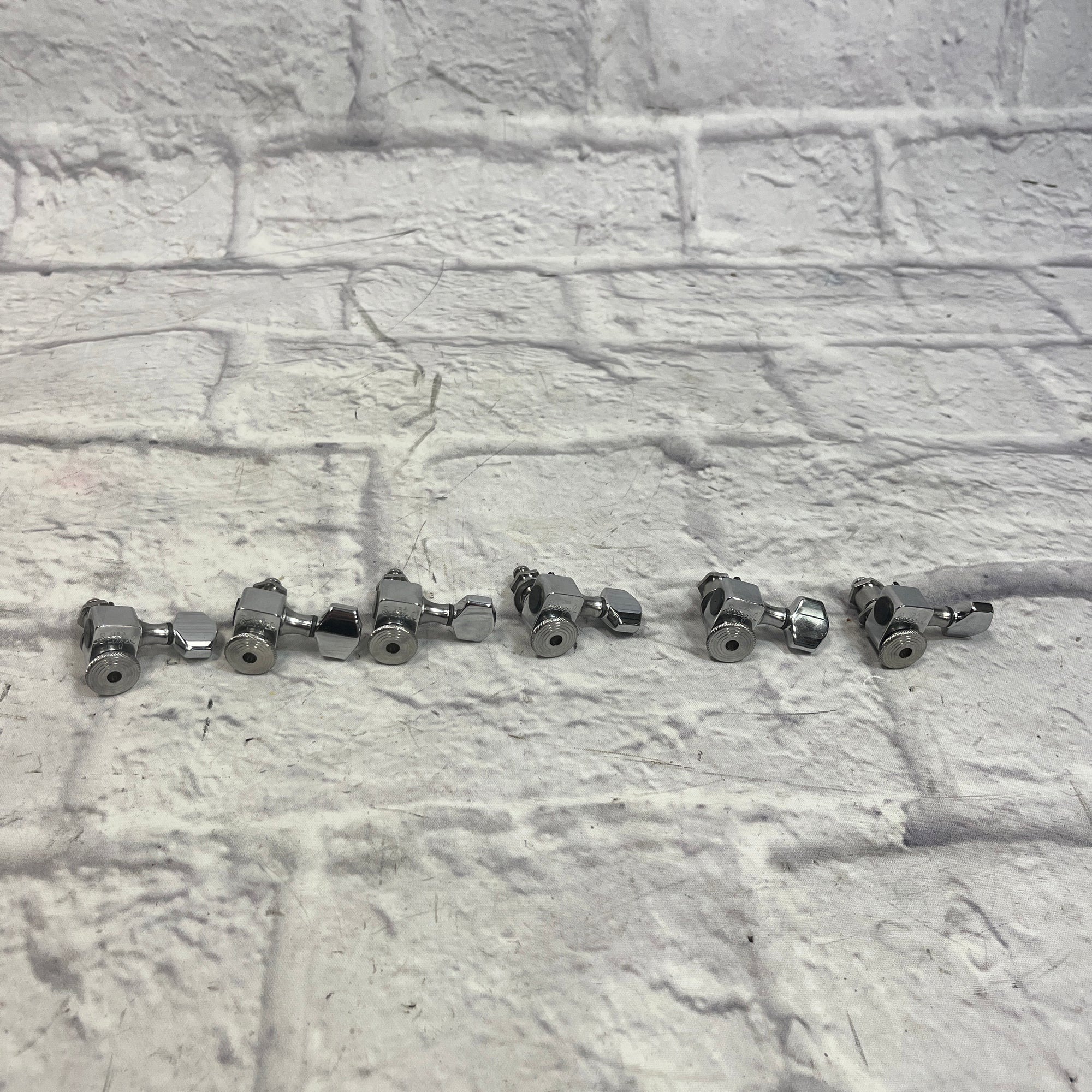 Sperzel Locking Tuners 6 In Line