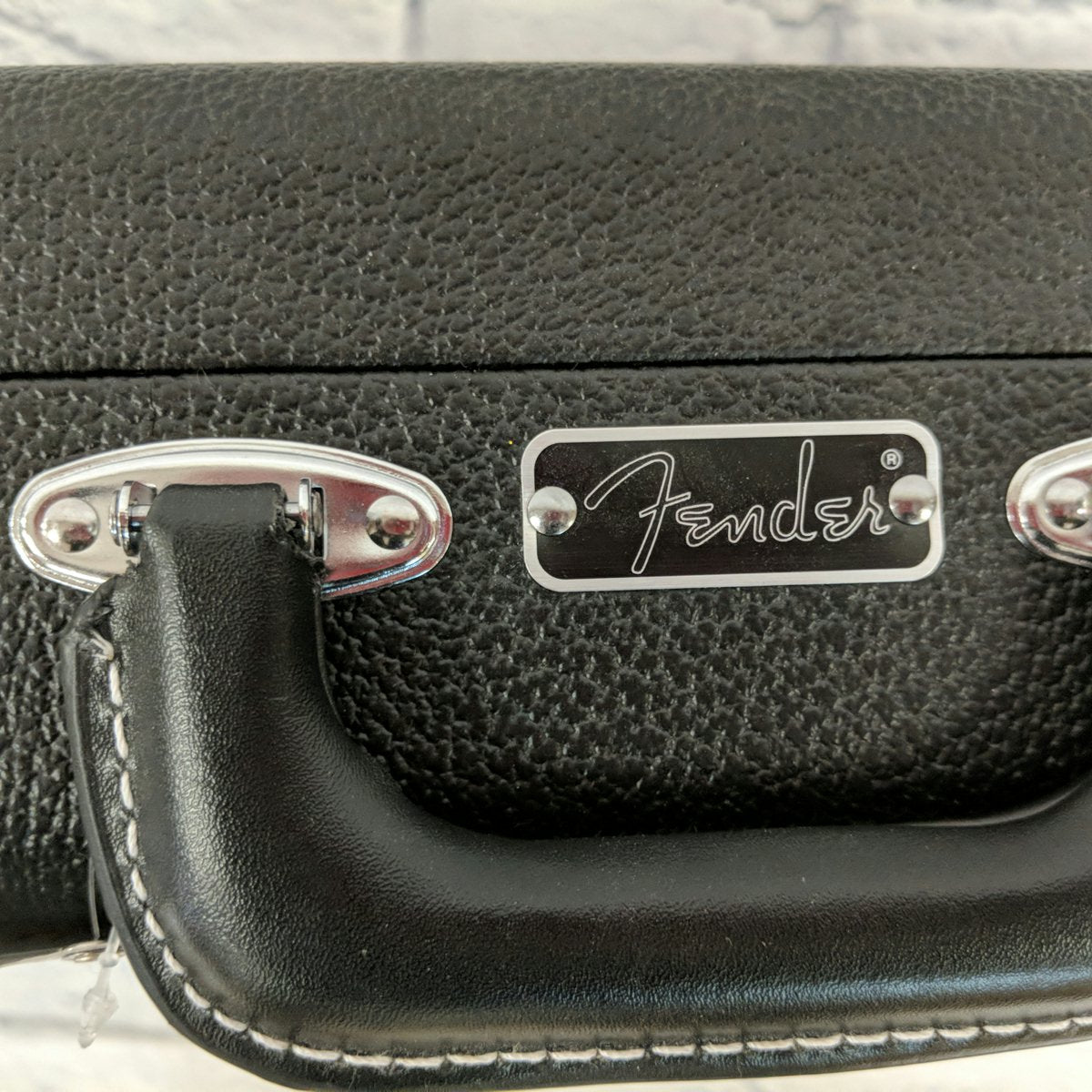 Fender Classic Series Strat/Tele Hardshell Electric Guitar Case