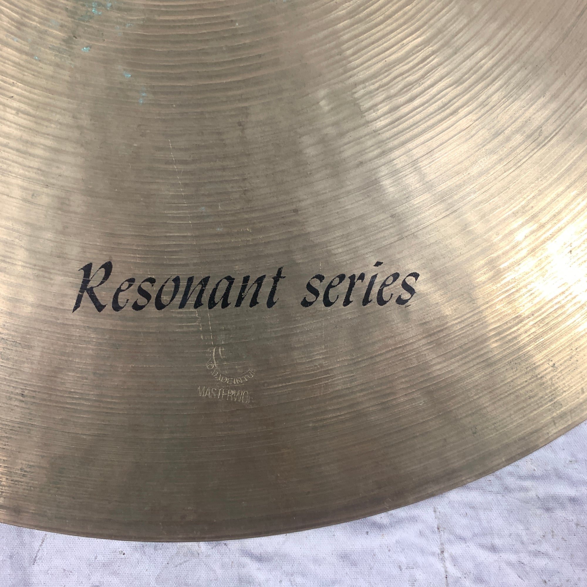 Masterwork Resonant Series Crash 17