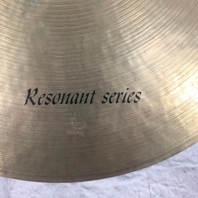 Masterwork Resonant Series Crash 17