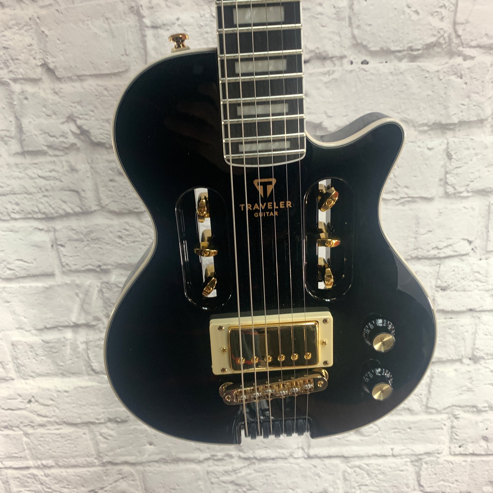 ギター Traveler Guitar EG-1-16190 Amazon.com: Traveler Guitar Electric Guitar 6 String EG-1