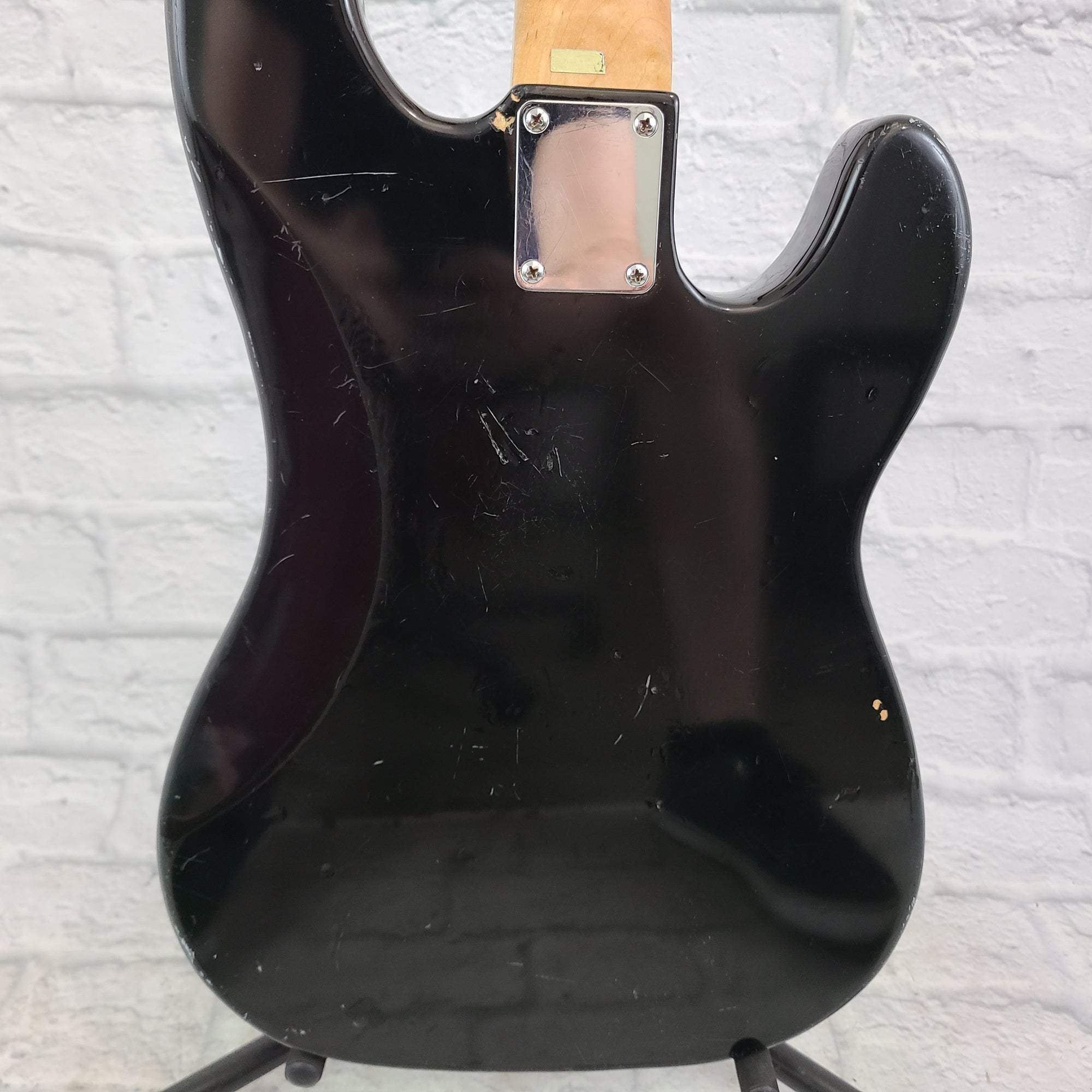 J Reynolds P Bass Style Lefty 4 String Bass Guitar