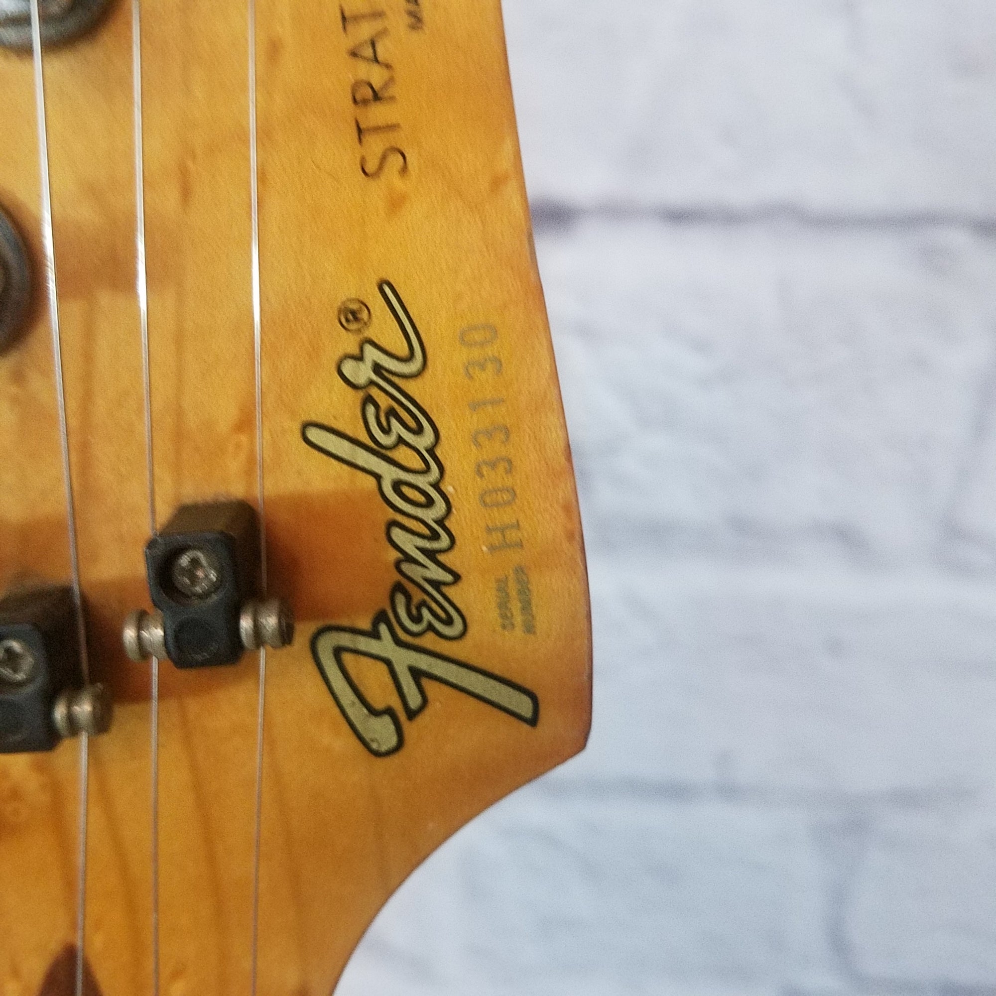 Vintage 1988 Fender White Stratocaster MIJ Made in Japan