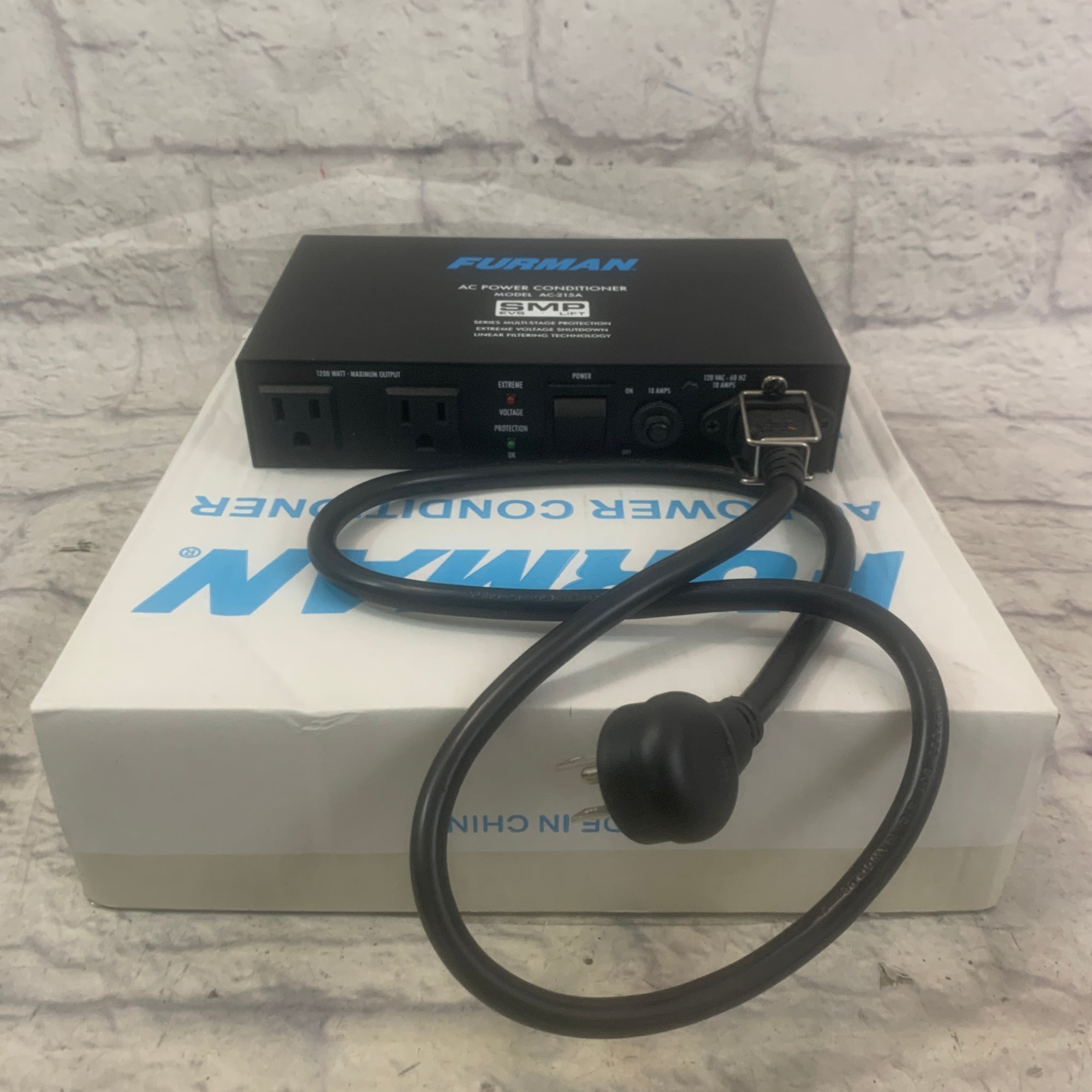 Furman AC-215A Power Amp