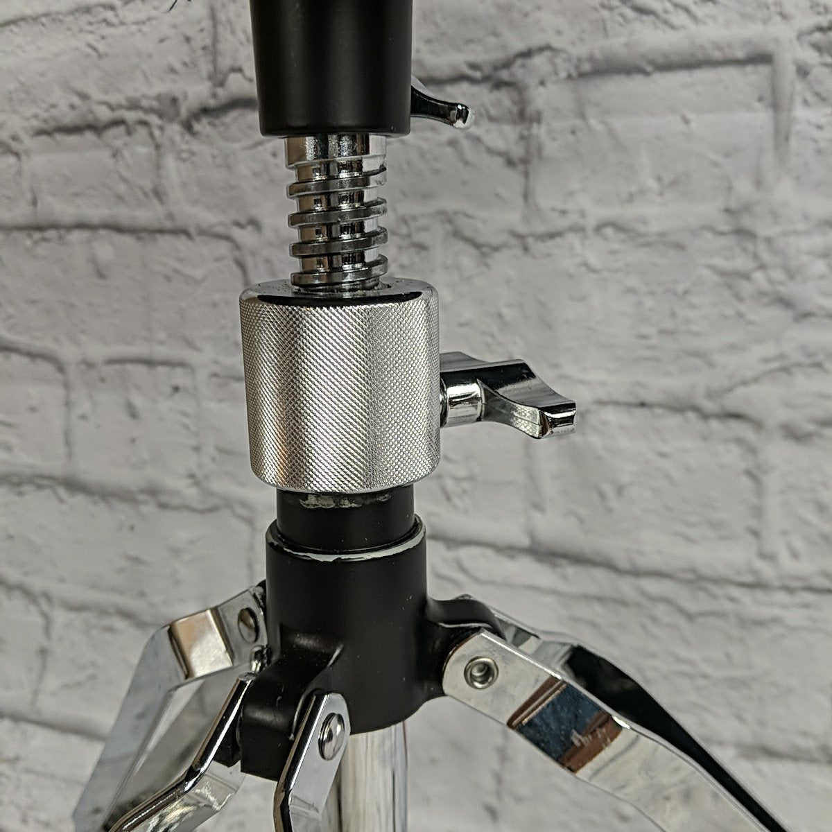 DW CP5100 Drum Throne w/ Sewn Seat