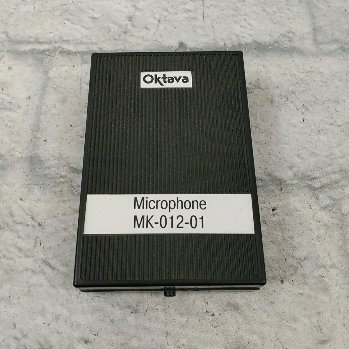 Oktava MK-012-01 Small Diaphagm Condenser Microphone