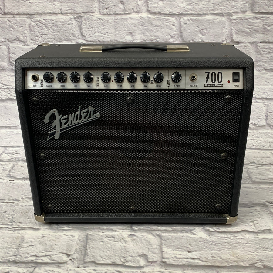 Fender 700 Roc Pro Guitar Combo Amp