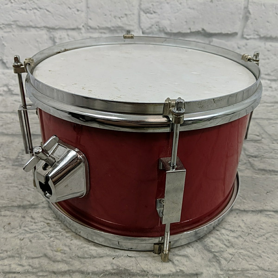 10x6 Red Tom