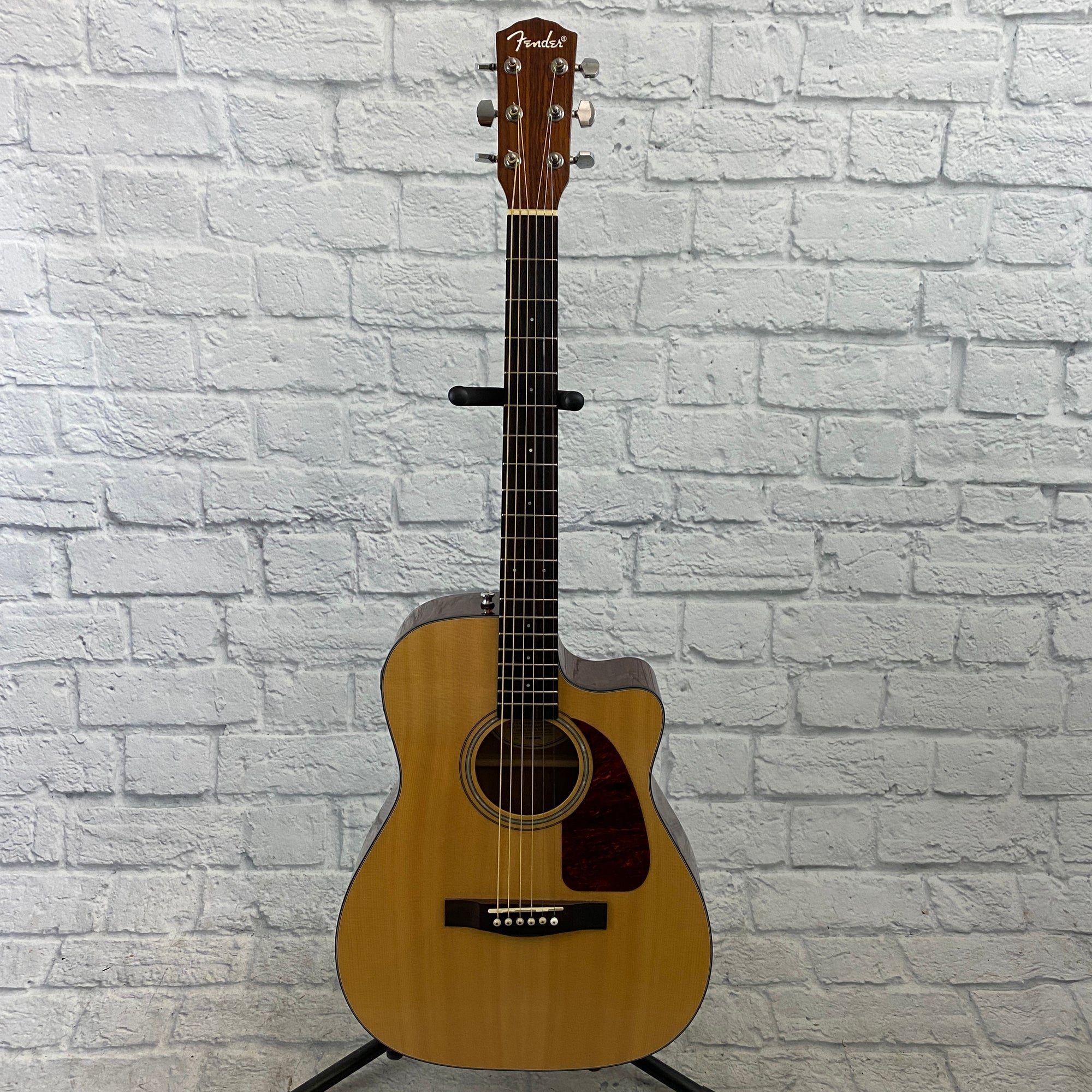 Fender Classic Design Series CF-140SCE Cutaway Folk Acoustic