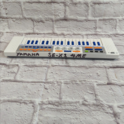 Unknown SE-X1 4ME Small Electronic Keyboard