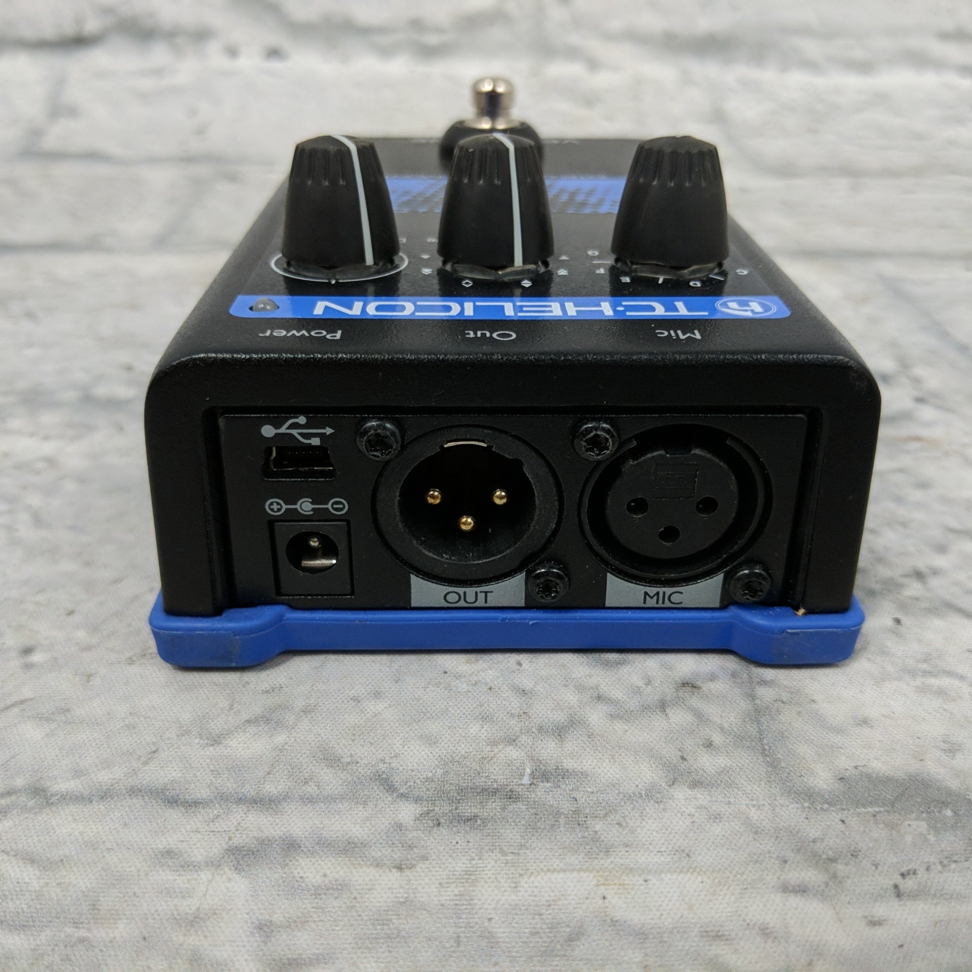 TCHELICON VOICETONE H1 動作良好 送料無料 Amazon.com: TC Electronics Singles VoiceTone H1 Vocal