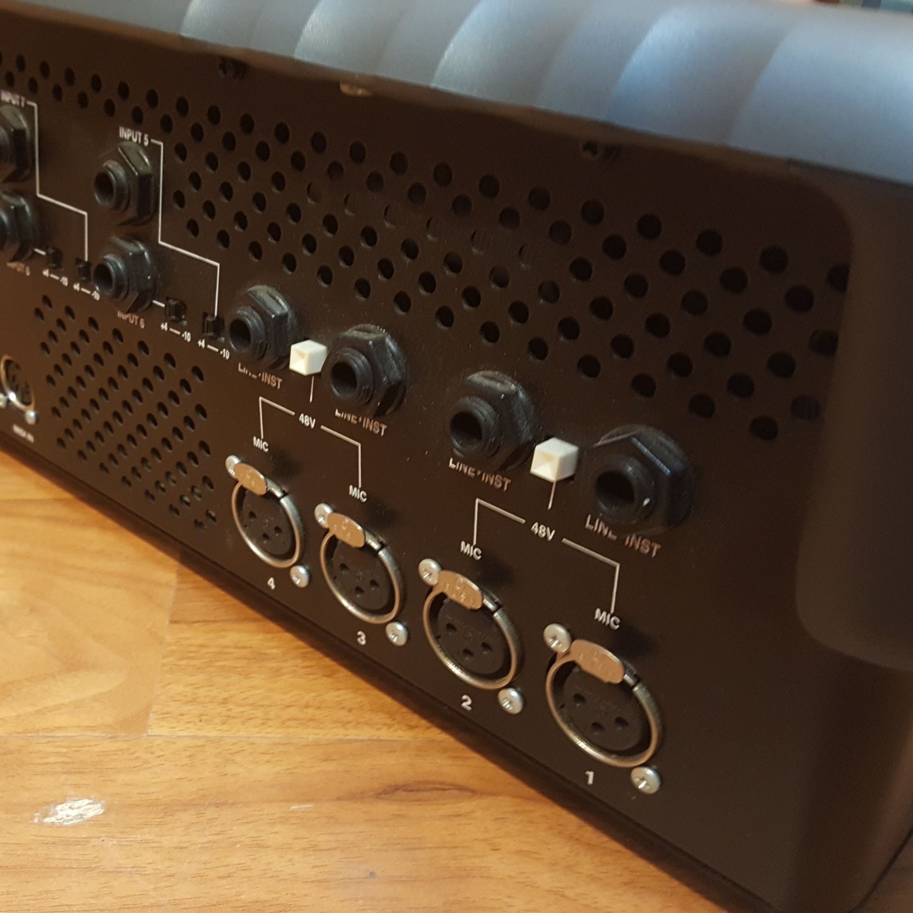 ** Digidesign MX002 Pro-Tools