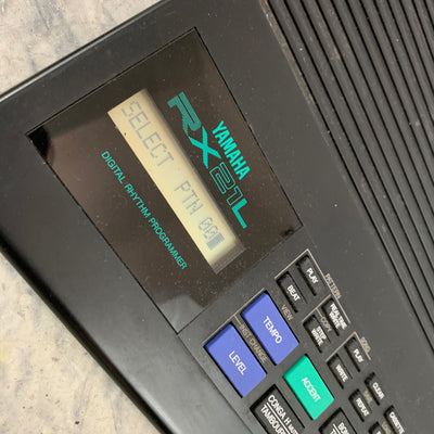 Yamaha RX21L Latin Percussion Rhythm Programmer Digital Drum Machine