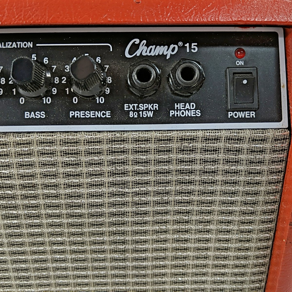 Squier Champ 15 Guitar Combo Amp - Red